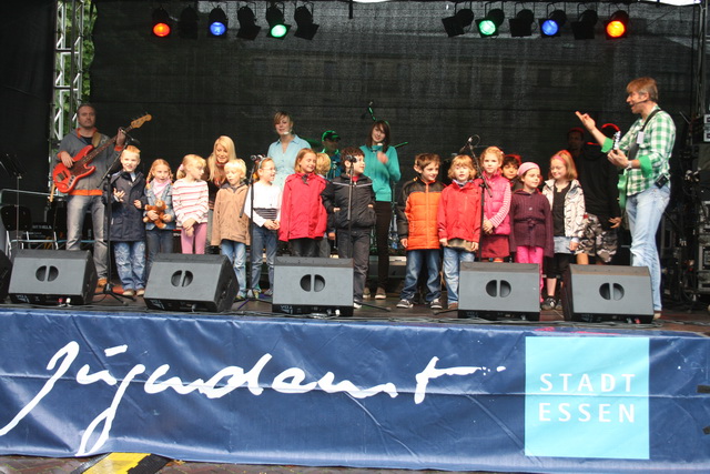 gal/2010/2010 Saitentwist Essen Original Moderation und  Projekte Kitas und Schulen/2010 Saitentwist 12.09. Moder uSaitentwistprojekte Kita u Schule 015.jpg